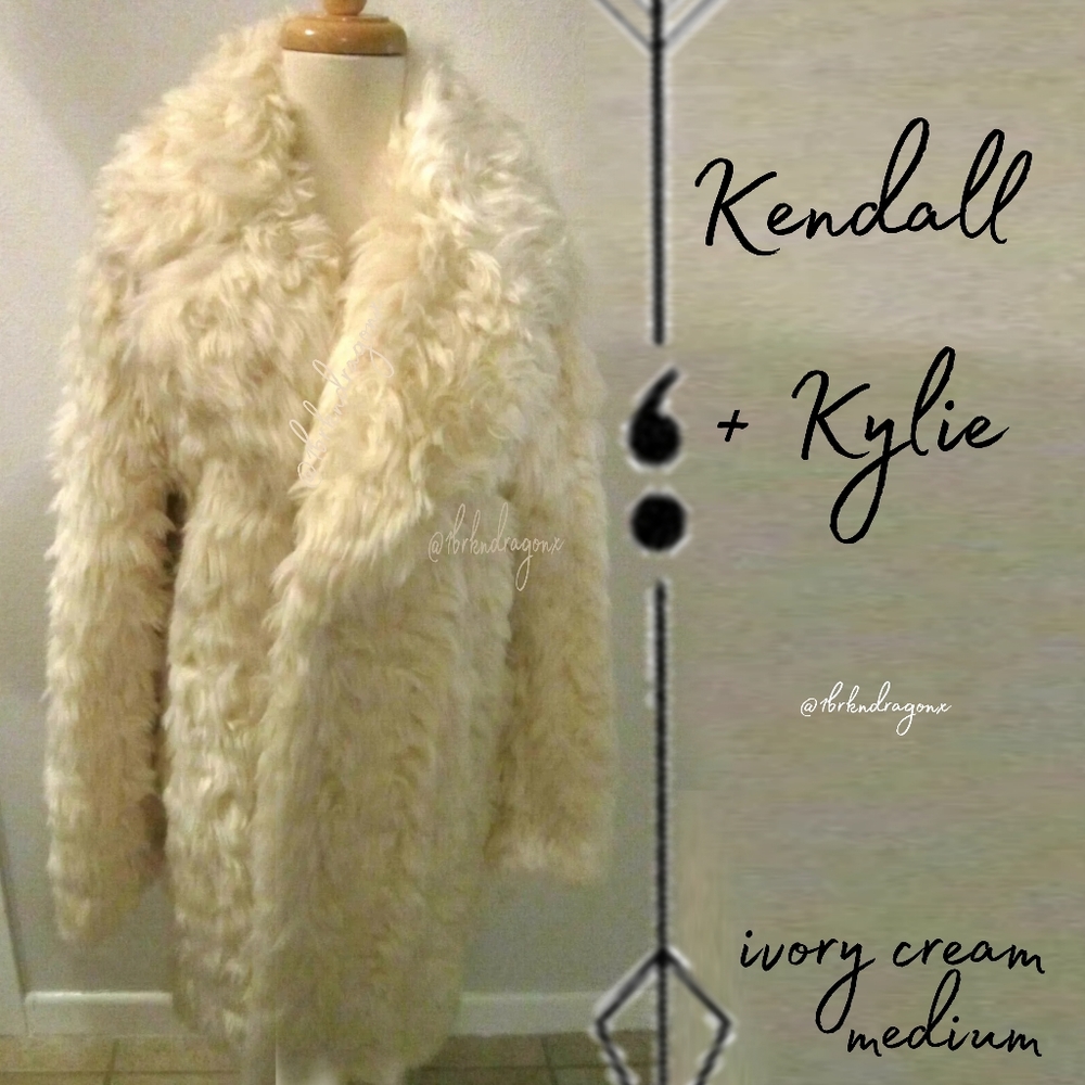 NWT Fully Lined Fur Coat Vegan Cream Ivory Fur Pea Coat Overcoat - Picture 14 of 16